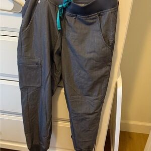 Figs high waisted petite Zamora scrub pants in graphite